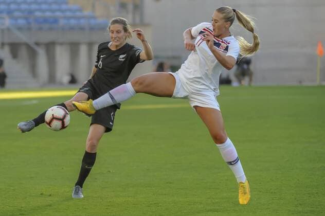 FARO, PORTUGAL. MAR 10th: 20200310 Faro , Portugal : Norwegian forward Lisa-Marie Karlseng Utland (11) , New Zealand defender Rebekah Stott (6) pictured during the female football game between the national teams of New Zealand and Norway on the third matchday of the Algarve Cup 2020 , a prestigious friendly womensoccer tournament in Portugal , on Tuesday 10 th March 2020 in Faro , Portugal . PHOTO SPORTPIX.BE STIJN AUDOOREN Stijn Audooren SPP-Sportpix NEW ZEALAND v NORWAY, SOCCER, ALGARVE CUP, PORTUGAL, MAR 10th 2020