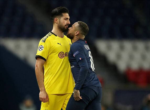 Bilder des Jahres 2020, Sport 03 März Sport Themen der Woche KW11 Sport Bilder des Tages Sport Bilder des Tages Soccer Football - Champions League - Round of 16 Second Leg - Paris St Germain v Borussia Dortmund - Parc des Princes, Paris, France - March 11, 2020 Paris St Germain s Neymar clashes with Borussia Dortmund s Emre Can TPX IMAGES OF THE DAY FOOTBALL : Paris St Germain v Borussia Dortmund - Ligue des Champions - Paris - 11 03 2020 Panoramic Panoramic 