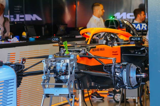 March 12, 2020: MELBOURNE, AUSTRALIA - MARCH 12 2020: McLaren F1 Team pit garage before 1st practice at the 2020 Formula 1 Australian Grand Prix - ZUMAp121 20200312_zsp_p121_007 Copyright: xChrisxPutnamx