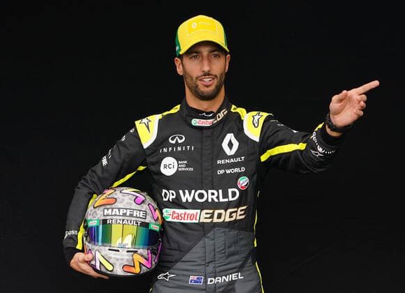 motor racing, Motorsport F1 GRAND PRIX, Daniel Ricciardo of Australia and Renault F1 poses for a photo in the Paddock ahead of the Formula 1 Australian Grand Prix 2020 at the the Albert Park Circuit in Melbourne, Thursday, March 12, 2020. ( NO ARCHIVING, EDITORIAL USE ONLY, NO USE IN BOOKS WITHOUT CONSENT MELBOURNE VIC AUSTRALIA  Copyright: xSCOTTxBARBOURx 20200312001456135667