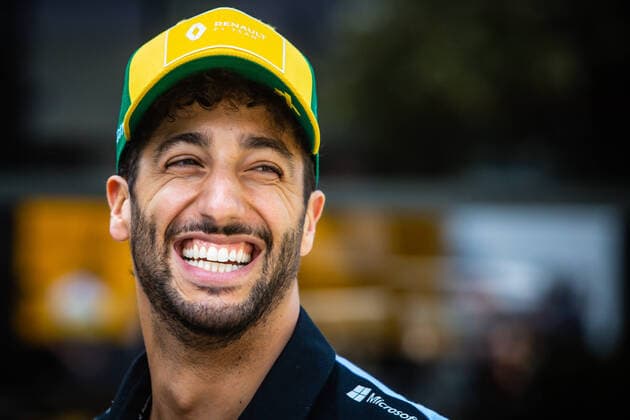 March 12, 2020: MELBOURNE, AUSTRALIA - MARCH 11 2020: Daniel Ricciardo of Renault DP World F1 Team before the 2020 Formula 1 Australian Grand Prix - ZUMAp121 20200312_zsp_p121_041 Copyright: xChrisxPutnamx