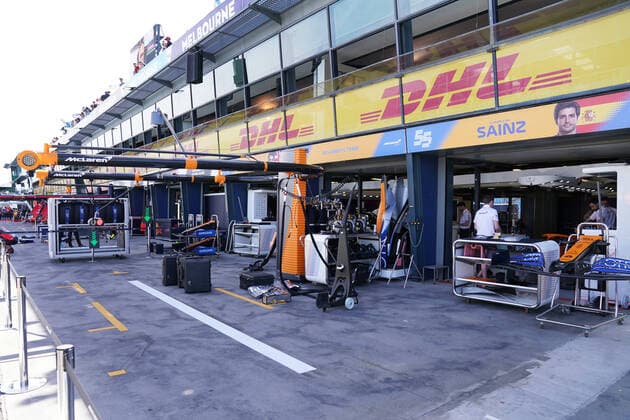 motor racing, Motorsport F1 GRAND PRIX, The McLaren pit is seen ahead of the Formula 1 Australian Grand Prix 2020 at the the Albert Park Circuit in Melbourne, Thursday, March 12, 2020. ( NO ARCHIVING, EDITORIAL USE ONLY, NO USE IN BOOKS WITHOUT CONSENT MELBOURNE VIC AUSTRALIA  Copyright: xMICHAELxDODGEx 20200312001456185115