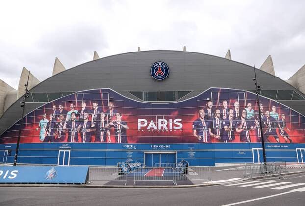 PARIS, FRANCE - MARCH 11: (FREE FOR EDITORIAL USE) In this handout image provided by UEFA, A general view outside the stadium prior to the UEFA Champions League round of 16 second leg match between Paris Saint-Germain and Borussia Dortmund at Parc des Princes on March 11, 2020 in Paris, France. The match is played behind closed doors as a precaution against the spread of COVID-19 (Coronavirus). FOOTBALL : Paris St Germain v Borussia Dortmund - Ligue des Champions - Paris - 11 03 2020 Panoramic Panoramic 