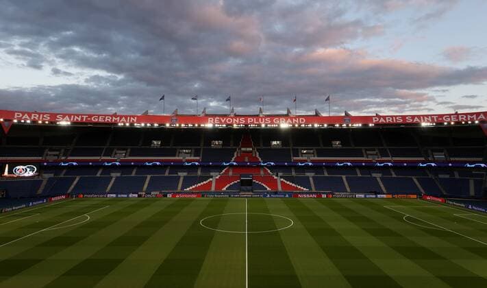 PARIS, FRANCE - MARCH 11: (FREE FOR EDITORIAL USE) In this handout image provided by UEFA, General view inside the stadium prior to the UEFA Champions League round of 16 second leg match between Paris Saint-Germain and Borussia Dortmund at Parc des Princes on March 11, 2020 in Paris, France. The match is played behind closed doors as a precaution against the spread of COVID-19 (Coronavirus). FOOTBALL : Paris St Germain v Borussia Dortmund - Ligue des Champions - Paris - 11 03 2020 Panoramic Panoramic 