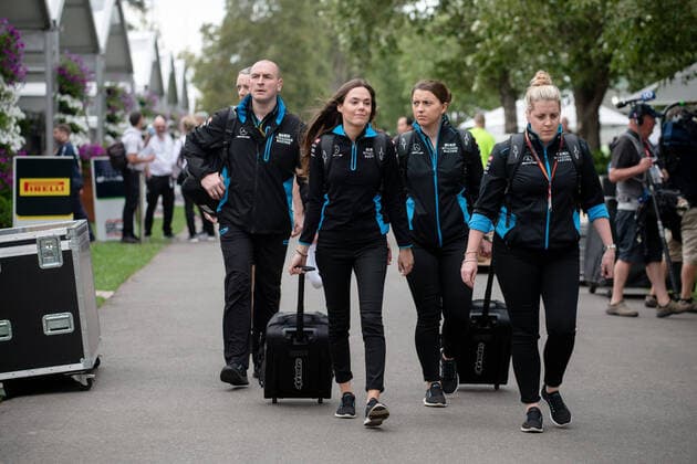 Williams employees leave the paddock, Formula 1, Grand Prix of Australia, Albert Park Circuit Melbourne, race cancellation, 13 03 2020 Formula 1, Grand Prix of Australia, Albert Park Circuit Melbourne, race cancellation, 13 03 2020 Melbourne Copyright: xMemmlerx Eibner-Pressefotox EP_mmr