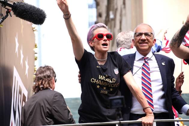 July 10, 2019 - New York, New York, U.S. - MEGAN RAPINOE, CARLOS CORDEIRO,at the Women s World Cup Victory Parade,.Canyon of Heroes, Broadway, NYC.July 10, 2019.Photos by , Photos Inc. New York U.S. - ZUMAms4_ 20190710_zaf_ms4_035 Copyright: xSoniaxMoskowitzx July 10 2019 New York New York U S MEGAN RAPINOE CARLOS CORDEIRO at the Women s World Cup V - ZUMA6 imago92215336h Copyright: xSoniaxMoskowitzx