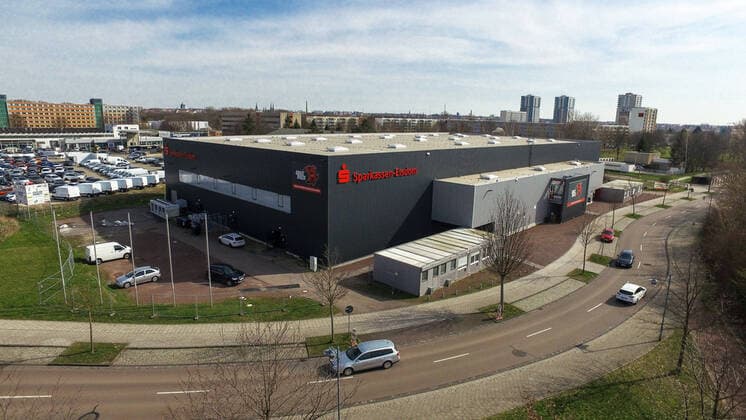 Sparkassen Eisdom The Saale Bulls in the ice hockey Oberliga The game is stopped because of the corona virus Aerial view , drone recording , DJI Inspire 1 Copyright xVIADATAx xHolgerxJohnx Halle Saale Sachsen Anhalt Germany