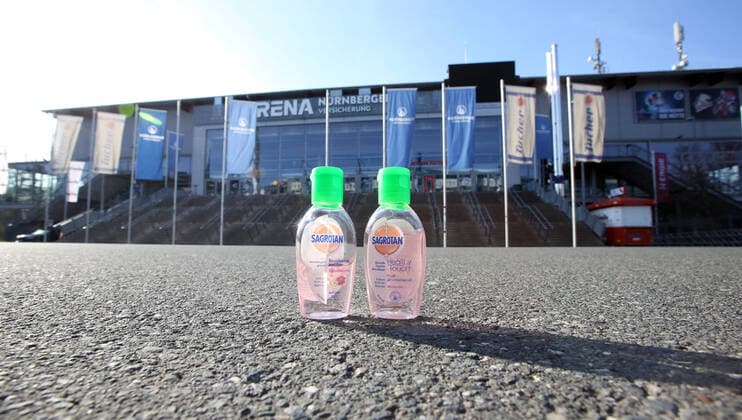 16 03 2020 Sports facility in times of Corona Virus Corona Virus Corona Virus DaMa Symbol image Symbol photo Feature Impression Arena Nürnberger Versicherung Exterior view Empty access Empty access stairs in times of Corona Virus Coronavirus Disinfection Hand gel Disinfectant in the foreground