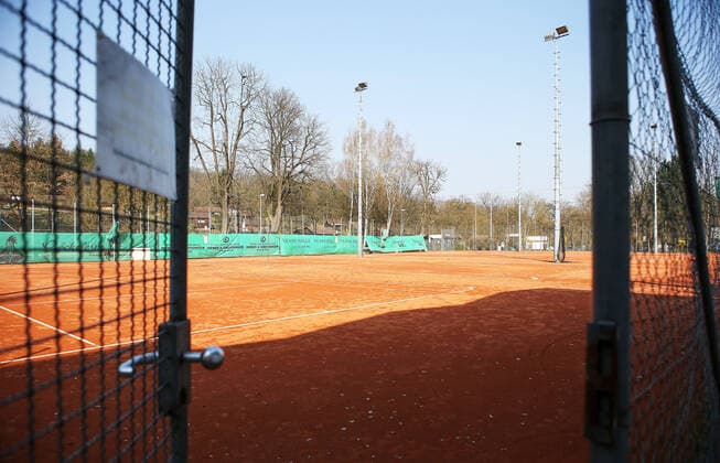 20 03 2020, Germany, Stuttgart, MTV Stuttgart, empty sports field, empty gym, empty gymnasium, gymnasiums, all closed due to Coronavirus Coronavirus COVID 19