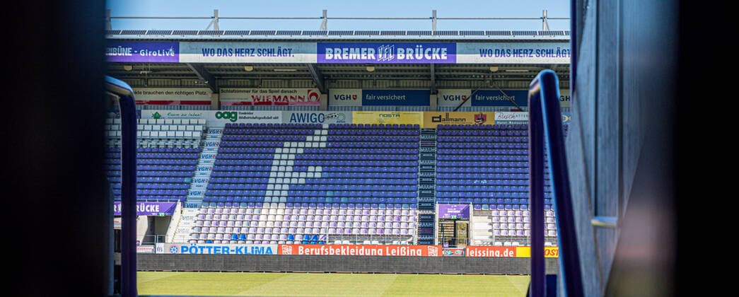 Around the stadium at Bremer Brücke 22 03 2020, Stadium at Bremer Brücke, Osnabrück, Around the stadium at Bremer Brücke in the picture Empty Norttribüne Feature Symbol Symbol photo characteristic detail nordphotox xPaetzel nph00403