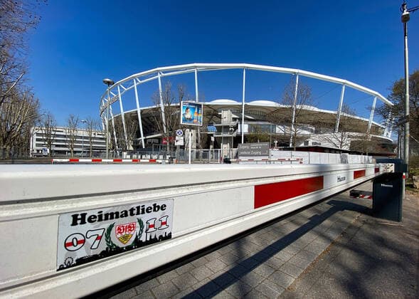 xsvx, Soccer, 1 Bundesliga Stadium VFB Stuttgart Mercedes Benz Arena, Due to the Corona Covid 19 Sars Virus all sports facilities are blocked emspor Stuttgart
