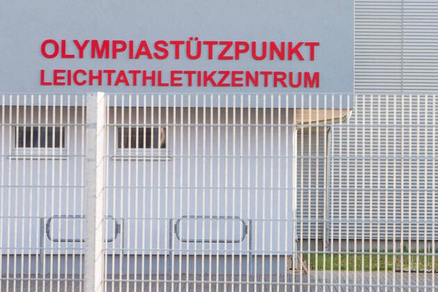 28 03 2020, xtgx, effects of the corona virus in Magdeburg, Olympic base athletics, Olympia, athletes, Tokyo 2020 Magdeburg