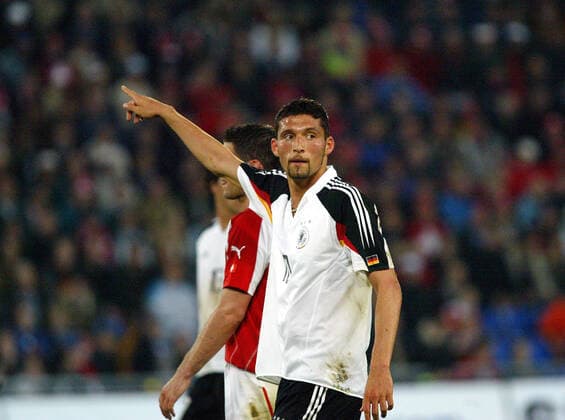 Switzerland GERMANY 0 2 2 goals Kevin Kuranyi VFB Stuttgart 2 5 2004 Photo Herbert Rudel