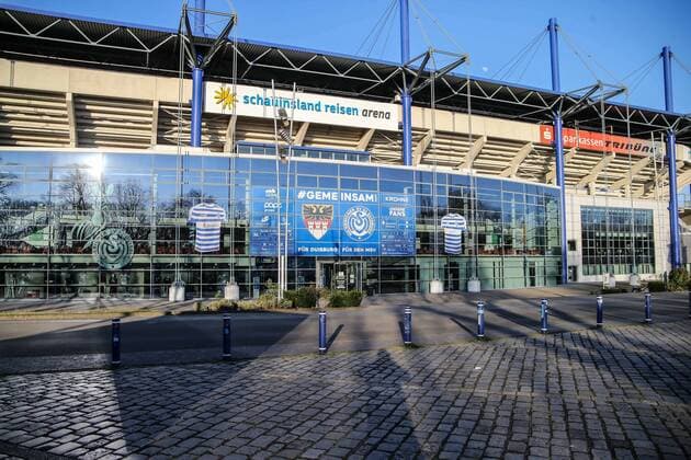 The schauinsland reisen arena also called MSV Arena must remain closed due to the corona virus pandemic , Corona effects in NRW schauinsland reisen arena in Coronazeiten, Duisburg, 05 04 2020 Duisburg Schauinsland Reisen Arena Nordrhein Westfalen Germany