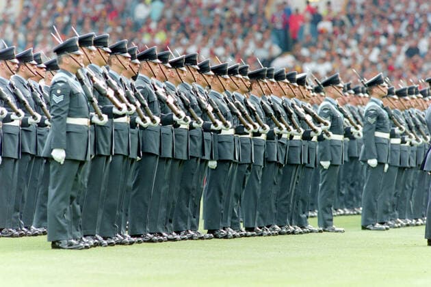 30 06 1996, European Football Championship 1996, Final, Germany Czech Republic 2 1 n V, British Military Formation before the game on the pitch London Wembley Stadium England Team2