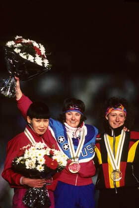 Speedskating Bonnie Blair USA 500m Gold medal winner center with left- silver- Qiabo Ye CHN and bronze Christa Luding GER 1992 Olympic Winter games, Winterspiele,Spiele, Summer games Albertville France Copyright: xPaulxJxSutton DUOMO PCNx SS0101 067545