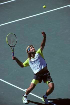 Tennis Andre Agassi (USA) at the 1990 US Open Flushing New York USA Copyright: xStevenxExSutton DUOMO PCNx TN0302 045522