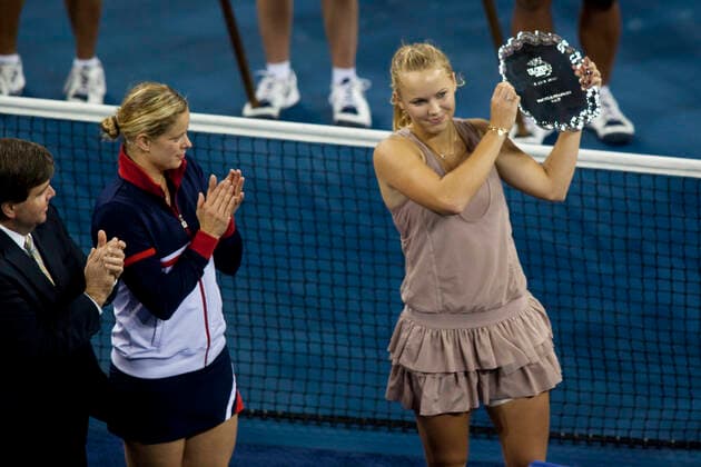 Tennis Caroline Wozniacki (DEN) holding her runner s up trophy for the Women s Singles Final at the 2009 US Open Tennis Copyright: xPaulxJ..xSutton PCNx TN1317-107313