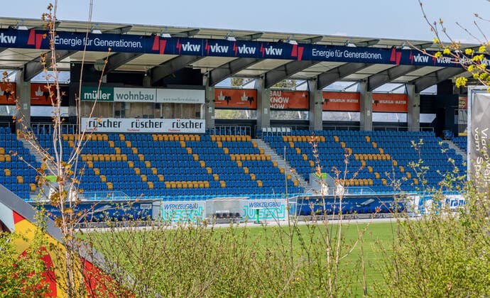 THEMENBILD the blocked soccer stadium of Cashpoint SCR Altach Because of the corona virus, soccer matches in the Austrian Bundesliga have been stopped. It is not yet clear when soccer matches can take place again, recorded on April 11, 2020 Cashpoint Arena Altach, Austria the closed Football Stadium of Cashpoint SCR Altach Due to the Corona crisis, the Austrian League was suspended It is not yet clear when soccer matches will take place, Cashpoint Arena, Altach, Austria on 2020 04 11 THEME IMAGE, Coronavirus Lock Down, Football Copyright: xRindererx Eibner-Pressefotox EP_rin