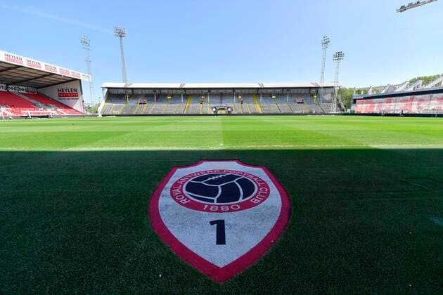 BRUSSELS, BELGIUM - APRIL 16 : Illustration picture of the Bosuil Stadium, home of Royal Antwerp FC, during the lockdown to stop the spreading of Covid-19. The Jupiler Pro League championship is suspended due to the outbreak of COVID-19. And there wil be no mass events until august 31. Illustration pictures on April 16, 2020 in Brussels, Belgium, 16 04 2020 FOOTBALL : Coronavirus en Belgique - 16 04 2020 PhotoNews Panoramic 