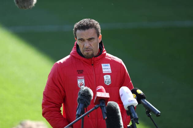 Sport Bilder des Tages SOCCER - BL, PK LASK PASCHNG,AUSTRIA,20.APR.20 - SOCCER - tipico Bundesliga, Linzer ASK, press conference, PK, Pressekonferenz after lightening the restrictions due to the SARS-CoV-2 crisis, corona crisis. Image shows head coach Valerien Ismael (LASK). GEPAxpictures xManfredxBinder
