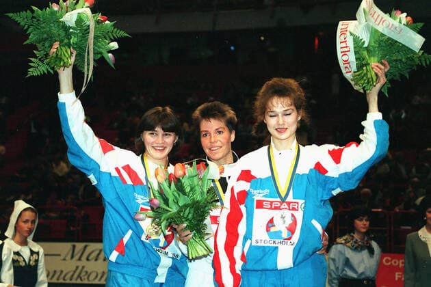 960310 Athletics, European Athletics Indoor Championships: Gold medalist Grit Breuer of Germany is flanked by silver medalist Olga Kotlyarova of Russia and bronze medalist Tatyana Chebykina of Russia at the prize ceremony for womens 400 m at The European Athletics Indoor Championships on March 10, 1996 in Stockholm, Sweden. BILDBYRAN *** 960310 Athletics, European Athletics Indoor Championships Gold medalist Grit Breuer of Germany is flanked by silver medalist Olga Kotlyarova of Russia and bronze medalist Tatyana Chebykina of Russia at the prize ceremony for womens 400 m at The European Athletics Indoor Championships on March 10, 1996 in Stockholm, Sweden BILDBYRAN,  Copyright: BILDBYRAN BB960310BB007