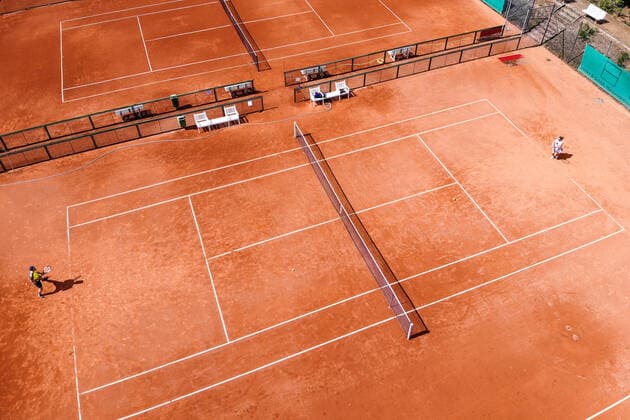 Opening of the tennis season after Corona with restrictions on singles, distance, etc., BSV 1892, Berlin, 25 04 2020,