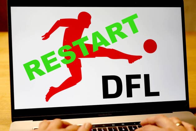 Symbol photo on 02 05 2020 The DFL logo on a laptop Postpones the decision when and if the Bundesliga can start again MH