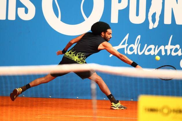 Dustin Brown at the Tennis Exhibition Series in Hoehr Grenzhausen Tennis Exhibition Series in Hoehr Grenzhausen Tennis Exhibition Series in Hoehr Grenzhausen Hoehr Grenzhausen Copyright: xWeissx Eibner-Pressefotox EP_rws