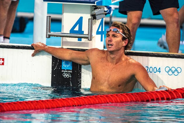 Olympic Summer Games 2004 Aaron Peirsol (USA) wins the gold medal in the Men s 200 metre backstroke final at the 2004 Olympic Summer Games, Athens. Athens Athens Olympic Aquatic Centre Greece Copyright: xPaulxJxSutton PCNx OL0417SW16-51