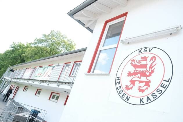 14 05 2020 xkhx Kassel Auestadion Lotto Hessenlliga Season 2019 2020 KSV Hessen Kassel starts team training with the Corona requirements for amateur clubs of the Hessian Football Association HFV by far