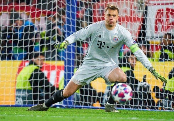 ARCHIVFOTO MANUEL NEUER ZUR VERTRAGSVERLÄNGERUNG BEIM FCB BIS 2023. Champions League, Chelsea-Munich, London Feb 25, 2020. Manuel NEUER, FCB 1 FC CHELSEA - FC BAYERN MUNICH 0-3 UEFA Football Champions League , London, February 25, 2020, Season 2019 2020, round of last sixteen, FCB, Bavaria, München