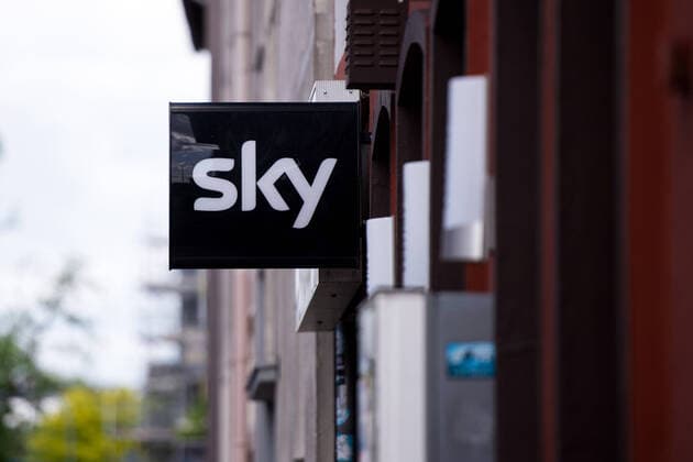 Osnabrück, Deutschland 23.05.2020: Feature Unternehmen Sky Sportsbar Osnabrück Deutschland *** Osnabrück, Germany 23 05 2020 Feature Company Sky Sportsbar Osnabrück Germany