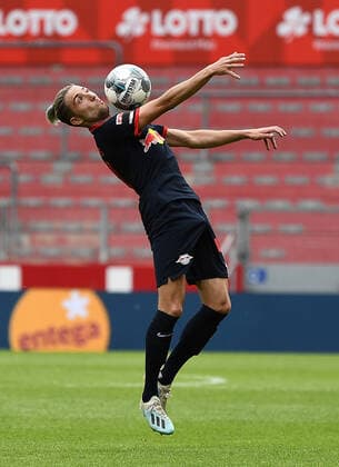 Fussball 1 Bundesliga, FSV Mainz 05 RB Leipzig 24 05 2020, xpsx, Fussball 1 Bundesliga, Matchday 27, FSV Mainz 05 RB Leipzig emspor, v l Kevin Kampl RB Leipzig Photo Patrick Scheiber Jan Huebner Pool DFL DFB REGULATIONS PROHIBIT ANY USE OF PHOTOGRAPHS as IMAGE SEQUENCES and or QUASI VIDEO Only for journalistic purposes Only for editorial use Mainz Opel Arena Rheinland Pfalz Germany DE Poolfoto Patrick Scheiber JanHuebner Pool ,EDITORIAL USE ONLY