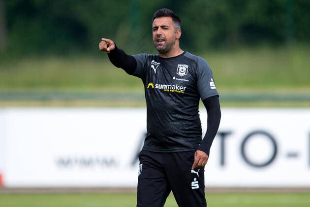 27 05 2020 3 League 2019 2020 Training Hallescher FC in quarantine Training unit, in the picture coach Ismail Atalan Nordrhein Westfalen Germany