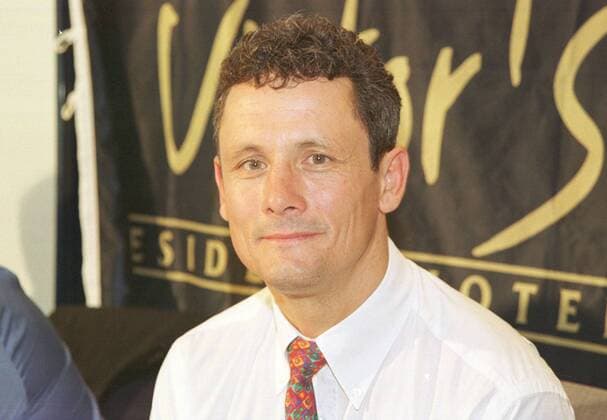 The 65-time Austrian international Heribert Weber will be presented on Thursday 23 08 01 in Saarbrücken Victor s Residenz Hotel by the board of 1 FC Saarbrücken as the new coach of the football second division He takes over the office of Thomas von Heesen was released two days ago SP-Weber23080121D.jpg