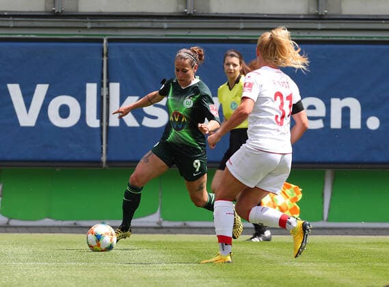 Wolfsburg vs. Cologne, BL Frauen Wolfsburg, Germany 29 05 2020, FUSSBALL VfL Wolfsburg vs. 1 FC Köln, Flyeralarm Frauen Bundesliga, Season 2019 20 Anna Blässe VfL Wolfsburg , Rachel Rinast Köln Wolfsburg
