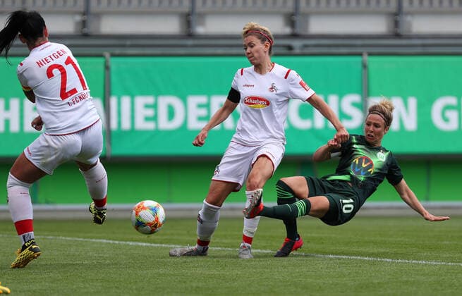 Wolfsburg vs. Cologne, BL Frauen Wolfsburg, Germany, 29 05 2020, FUSSBALL VfL Wolfsburg vs. 1 FC Köln, Flyeralarm Frauen Bundesliga, Season 2019 20 Svenja Huth VfL Wolfsburg , Theresa Gosch Cologne Wolfsburg