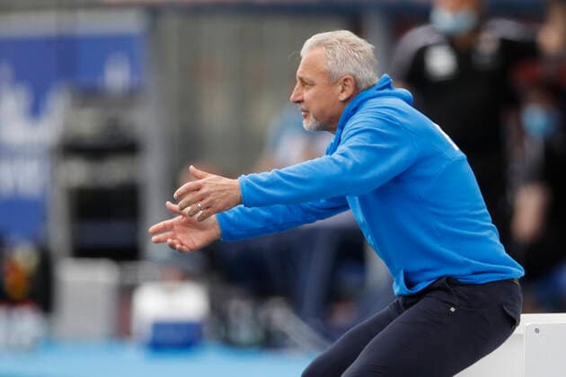 30 05 2020, Eintracht Stadium, Braunschweig, League match, 3 League, Eintracht Braunschweig v FC Viktoria Koeln, in the picture Pavel Dotchev coach, Cologne is the sole record holder with 238 matches in the 3 League Important note The DFB prohibits the use of sequence images on the Internet and in online media during the match, including half-time The DFB permits the publication and further use of the images on mobile devices, especially MMS and via DVB H and DMB only after the end of the match Eintracht Braunschweig vs FC Viktoria Cologne