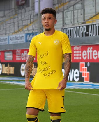 Fussball: 1. Bundesliga: Saison 19 20: 29. SC Paderborn - Borussia Dortmund, Jubel Jadon SANCHO, BVB nach Tor zum 0:2, T-Shirt mit Botschaft Justice , Gerechtigkeit für den ermordeten : George Floyd Justice for George FloydÒ, Trikotjubel , Sport: Fussball: 1. Bundesliga: Saison 19 20: 31.05.2020 29. Spieltag: SC Paderborn - Borussia Dortmund 1:6 Foto: Ralf Ibing firosportphoto POOL Stadt Paderborn Benteler Arena Bundesland NRW Deutschland *** Sport Fussball 1 Bundesliga season 19 20 29 SC Paderborn Borussia Dortmund, cheers Jadon SANCHO, BVB after goal to 0 2, T Shirt with message Justice , Justice for the murdered George Floyd Justice for George FloydÒ, jersey cheers , Sport Fussball 1 Bundesliga season 19 20 31 05 2020 29 Matchday SC Paderborn Borussia Dortmund 1 6 Photo Ralf Ibing firosportphoto POOL City Paderborn Benteler Arena State NRW Germany Poolfoto Ralf Ibing firosportphoto POOL ,EDITORIAL USE ONLY Nur für journalistische Zwecke. Only for editorial use. (DFL DFB REGULATIONS PROHIBIT ANY USE OF PHOTOGRAPHS as IMAGE SEQUENCES and or QUASI-VIDEO). National and international News-Agencies OUT