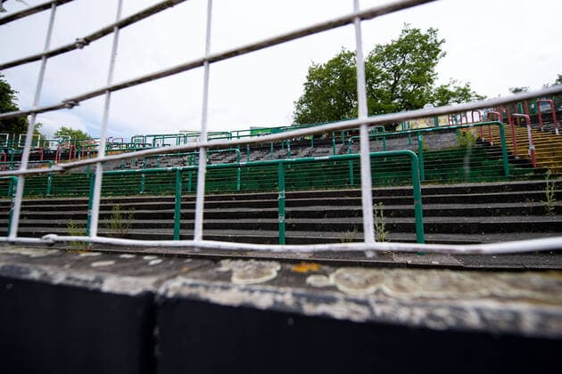 Sport Football 3 Bundesliga Season 19 20 28 Matchday SC Preußen Münster Hallescher FC Kirchner Media Fussball 3 Bundesliga Season 19 20 31 05 2020 SC Preußen Münster Hallescher FC Halle Empty Standing room at the first ghost game in the Preußenstadion Photo David Inderlied Kirchner Media POOL DFB regulations prohibit any use of photographs as image sequences and or quasi video EDITORIAL USE ONLY National and international News Agencies OUT City of Münster Federal State NRW Germany Poolfoto David Inderlied Kirchner-Media POOL ,EDITORIAL USE ONLY