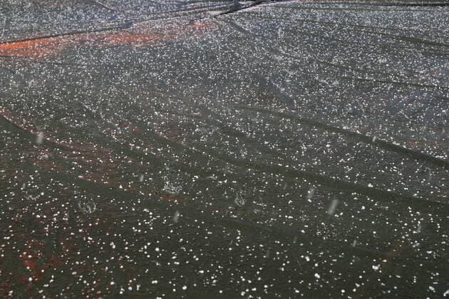 TENNIS - Austrian Pro Series MARIA ENZERSDORF,AUSTRIA,03.JUN.20 - TENNIS - Generali Austrian Pro Series. Image shows rain and hail at the center court. GEPAxpictures xPhilippxBrem