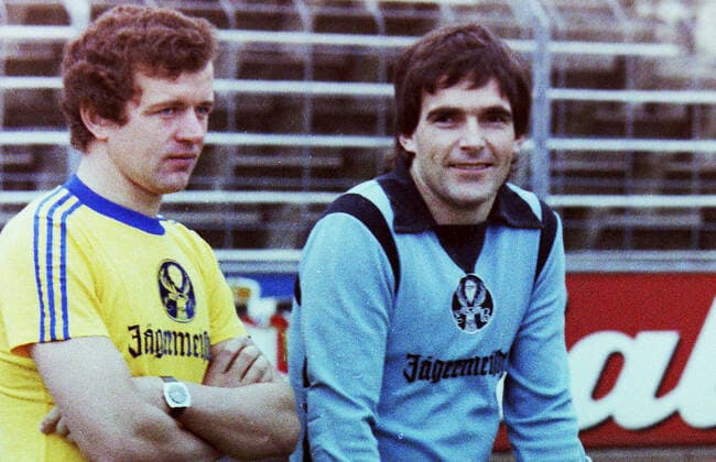 Bernd Franke (Eintracht Braunschweig) mit Friedhelm Haebermann *** Bernd Franke Eintracht Braunschweig with Friedhelm Haebermann