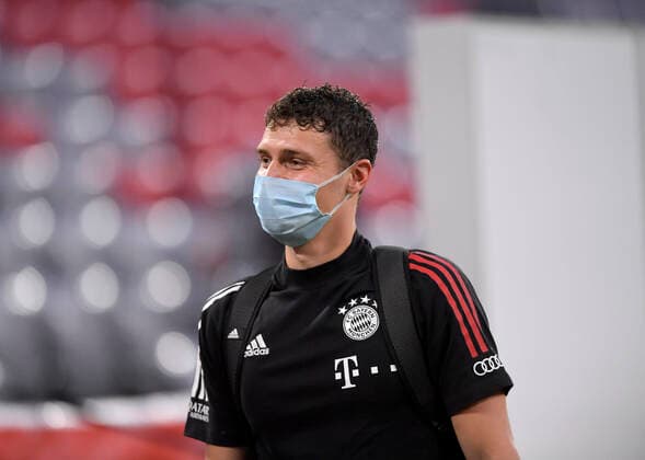 13 06 2020, FC Bayern Muenchen Borussia Moenchengladbach 13 06 2020, Football 1 Bundesliga 2019 2020, 32 matchday, FC Bayern Muenchen Borussia Moenchengladbach, in the Allianz Arena Munich, Benjamin Pavard Bayern Munich after the match with face mask Photo Bernd Feil M i S Pool Only for journalistic purposes Only for editorial use According to the regulations of the DFL Deutsche Fußball Liga it is prohibited to use or have used photographs taken in the stadium and or of the match in the form of sequence images and or video-like photo sequences DFL regulations prohibit any use of photographs as image sequences and or quasi video National and international NewsAgencies OUT Munich Bavaria Germany Poolfoto ,EDITORIAL USE ONLY