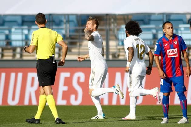 Bilder des Jahres 2020, Sport 06 Juni Sport Themen der Woche KW24 June 14, 2020, Valdebebas, MADRID, SPAIN: Toni Kroos of Real Madrid celebrates a goal during the spanish league, LaLiga, football match played between Real Madrid and SD Eibar at Alfredo Di Stefano Stadium at Ciudad Deportiva Real Madrid in the restart of the Primera Division tournament after to the coronavirus COVID19 pandemic on June 14, 2020 in Valdebebas, Madrid, Spain. Valdebebas SPAIN - ZUMAa181 20200614_zaa_a181_054 Copyright: xOscarxJ.xBarrosox