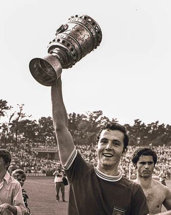 FC Bayern DFB-Pokal 1968 69 14.06.1969 Franz Beckenbauer DFB-Pokal 1969