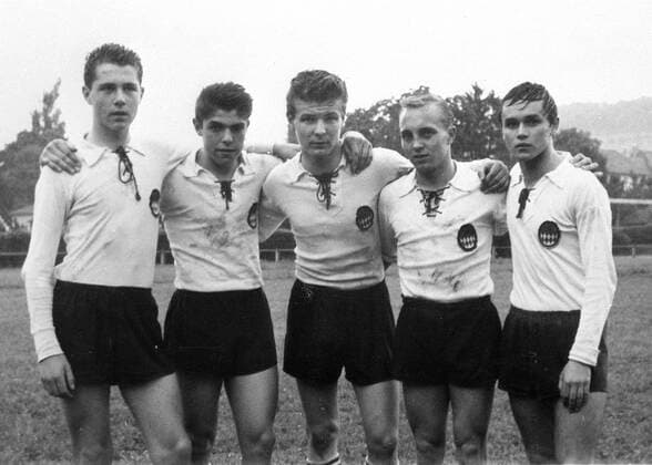 Franz Beckenbauer 1. v,l Franz Beckenbauer Jugendmannschaft SC 1906 München