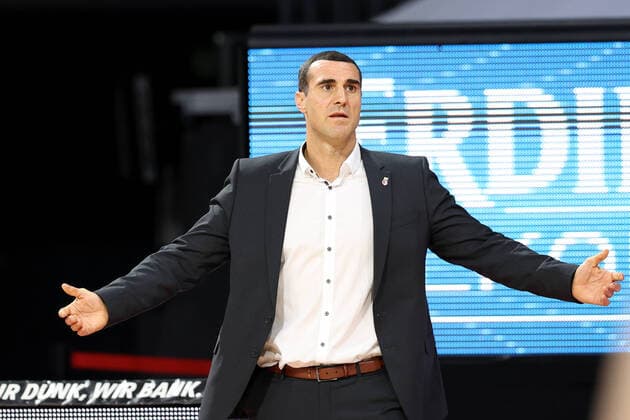 BBL Final Tournament 2020, Brose Bamberg RASTA Vechta Germany, Munich, Audi Dome, 15 06 2020, BBL Final Tournament 2020, Brose Bamberg RASTA Vechta Picture from left Head Coach Roel Moors Brose Bamberg Photo Heiko Becker HMB Media Pool National and international News Agencies OUT Editorial Use ONLY Munich Audi Dome Bayern Germany Poolfoto Heiko Becker HMB Media Pool ,EDITORIAL USE ONLY