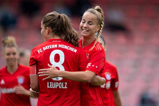 17 06 2020 Football, Women Bundesliga, 2019 2020, 20 Matchday, 1 FC Cologne FC Bayern Munich L R Melanie Leupolz Munich cheers after her goal for 0 1 with Giulia Gwinn Munich DFB REGULATIONS PROHIBIT ANY USE OF PHOTOGRAPHS AS IMAGE SEQUENCES AND OR QUASI VIDEO Photo Noah Wedel Cologne North Rhine-Westphalia Germany Franz Kremer Stadium
