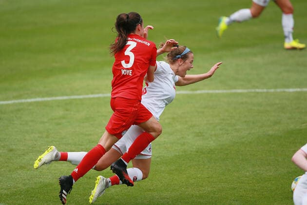 Sport 1 FC Cologne vs. Bayern Munich Football 1 Bundesliga Women from left Boye Soerensen Bayern , Sonja Giraud 1 FC Cologne , 17 06 2020 firo Sportphoto